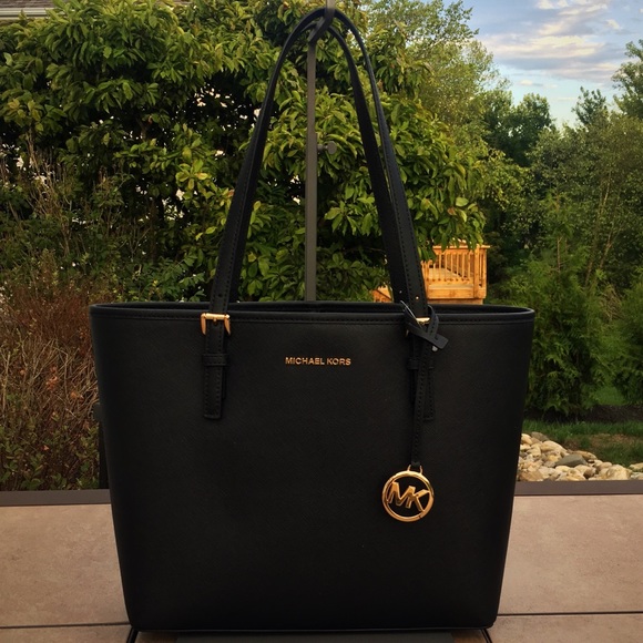 NWT Michael Kors Jet Set Travel Carryall Tote - Picture 2 of 5